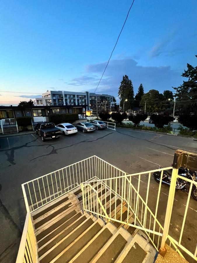 Departure Bay Motel ナナイモ エクステリア 写真