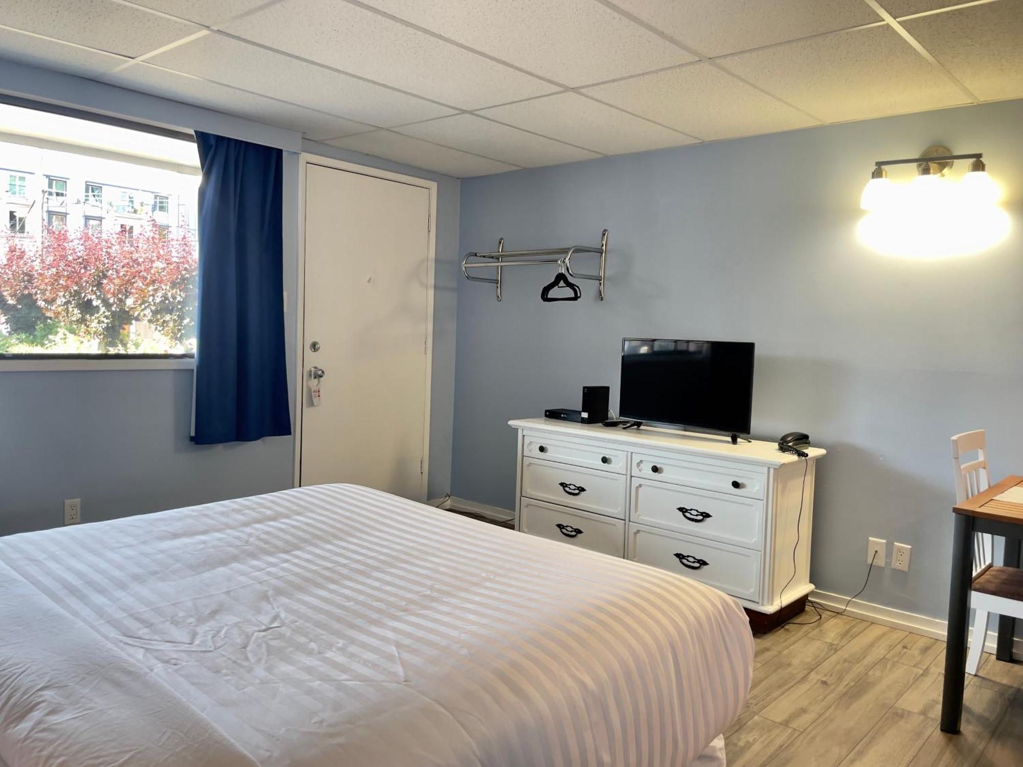 Departure Bay Motel ナナイモ エクステリア 写真