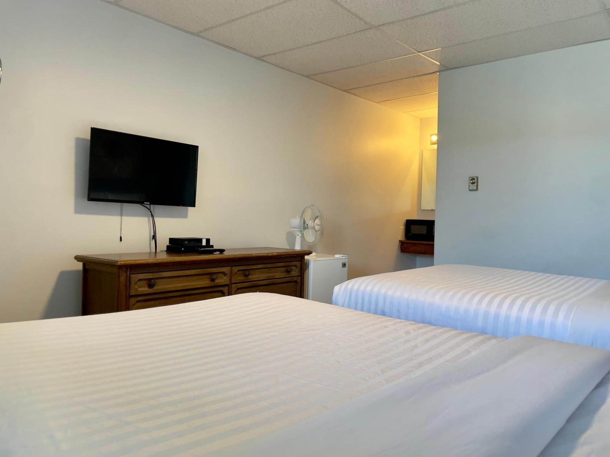 Departure Bay Motel ナナイモ エクステリア 写真