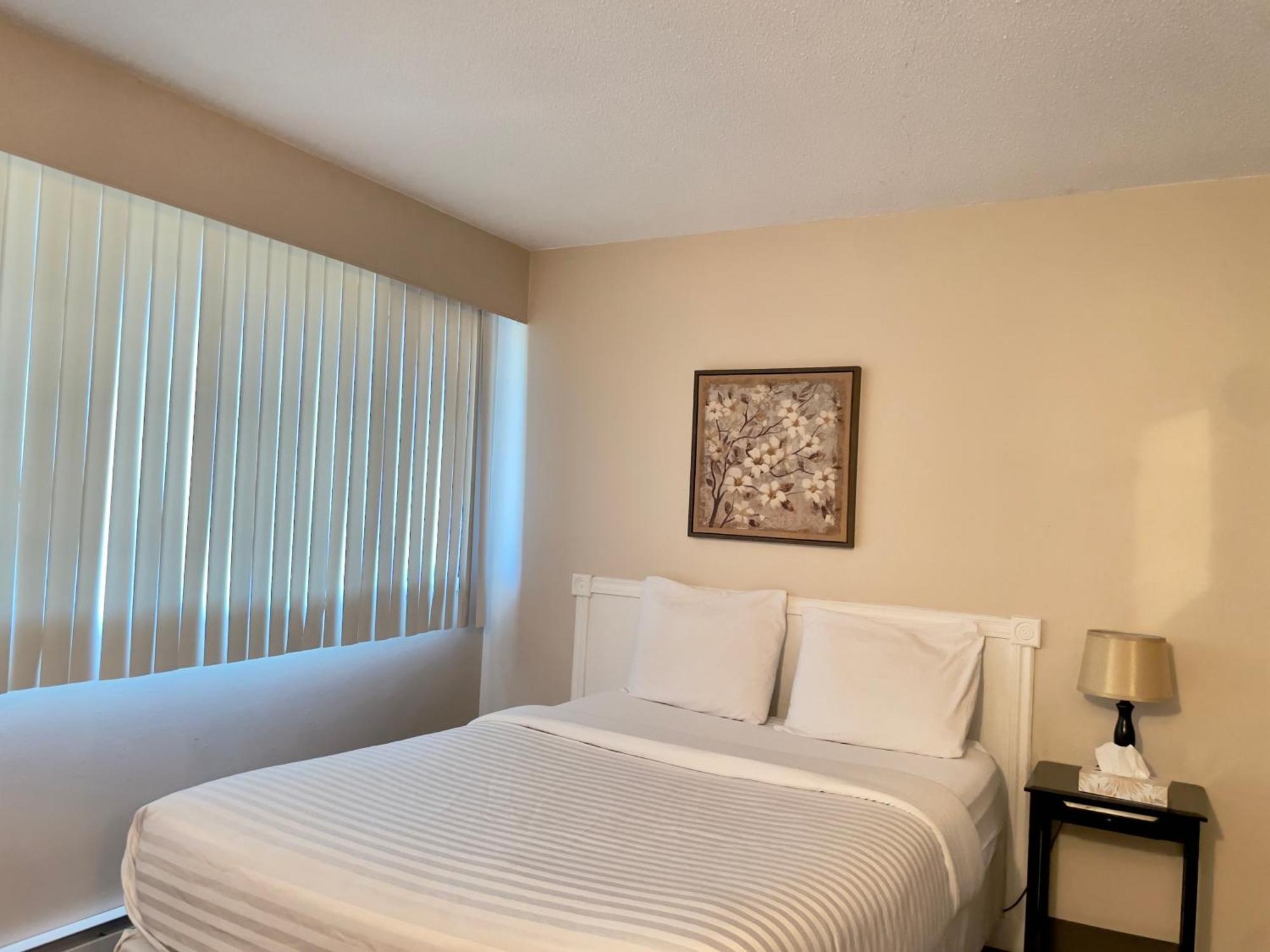 Departure Bay Motel ナナイモ エクステリア 写真