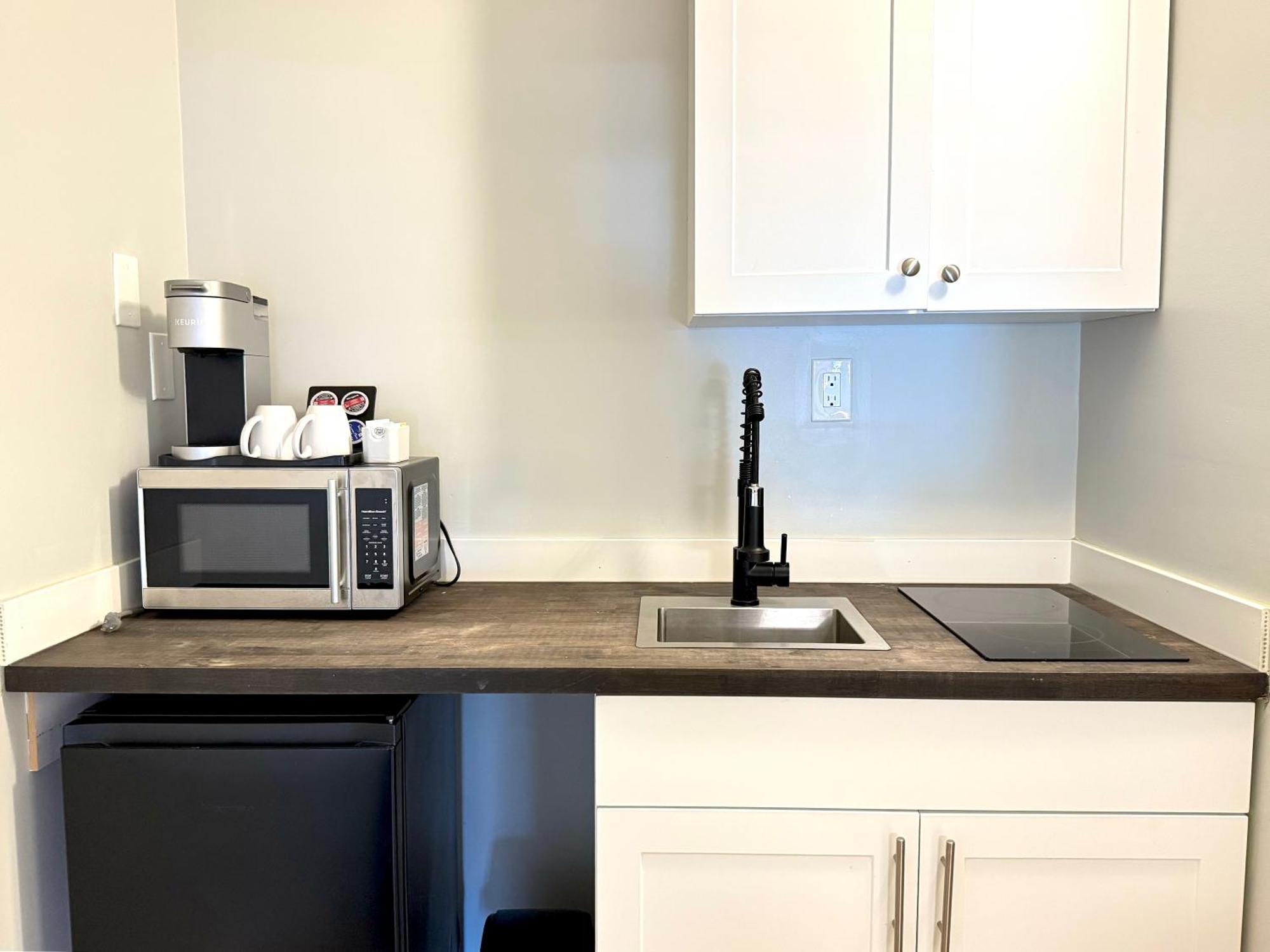 Departure Bay Motel ナナイモ エクステリア 写真