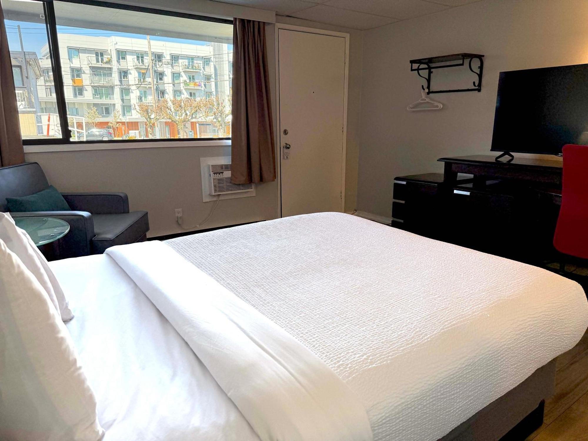 Departure Bay Motel ナナイモ エクステリア 写真