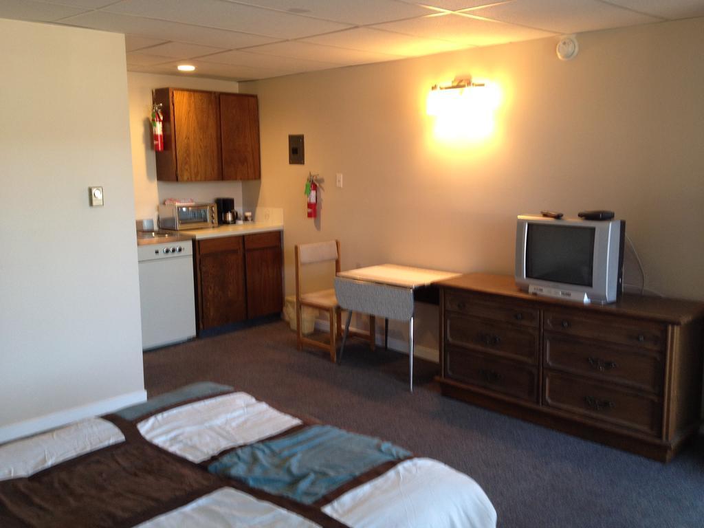 Departure Bay Motel ナナイモ エクステリア 写真